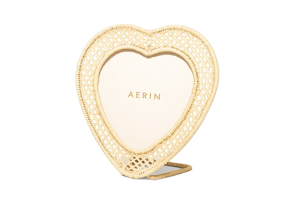 Raffia Heart Frame